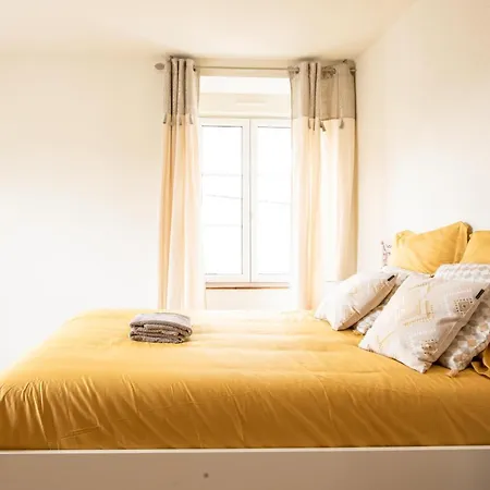 By Hardt Apartment *