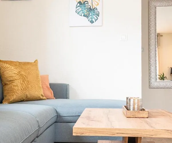 By Hardt Apartamento